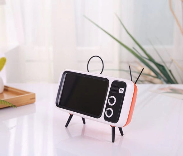 Retro TV mini portable audio for comfort and relaxation 