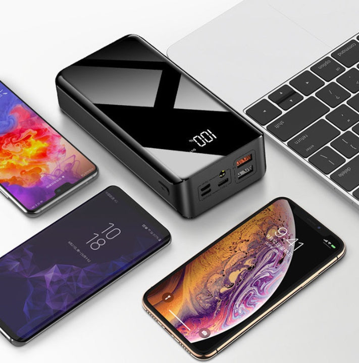 30000mAh Power Bank aids fast charging and double sided 